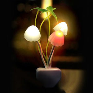 Novelty Mushroom Fungus Night Light EU & US Plug Light Sensor 220V 3 LED Colorful Mushroom Lamp Led Night Lights T0612 P0.4