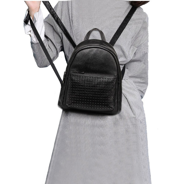 Zency 100% Genuine Leather Holiday Women Backpack With Rivet Preppy Style Schoolbag For Girls Fashion Travel Knapsack Taro Pink